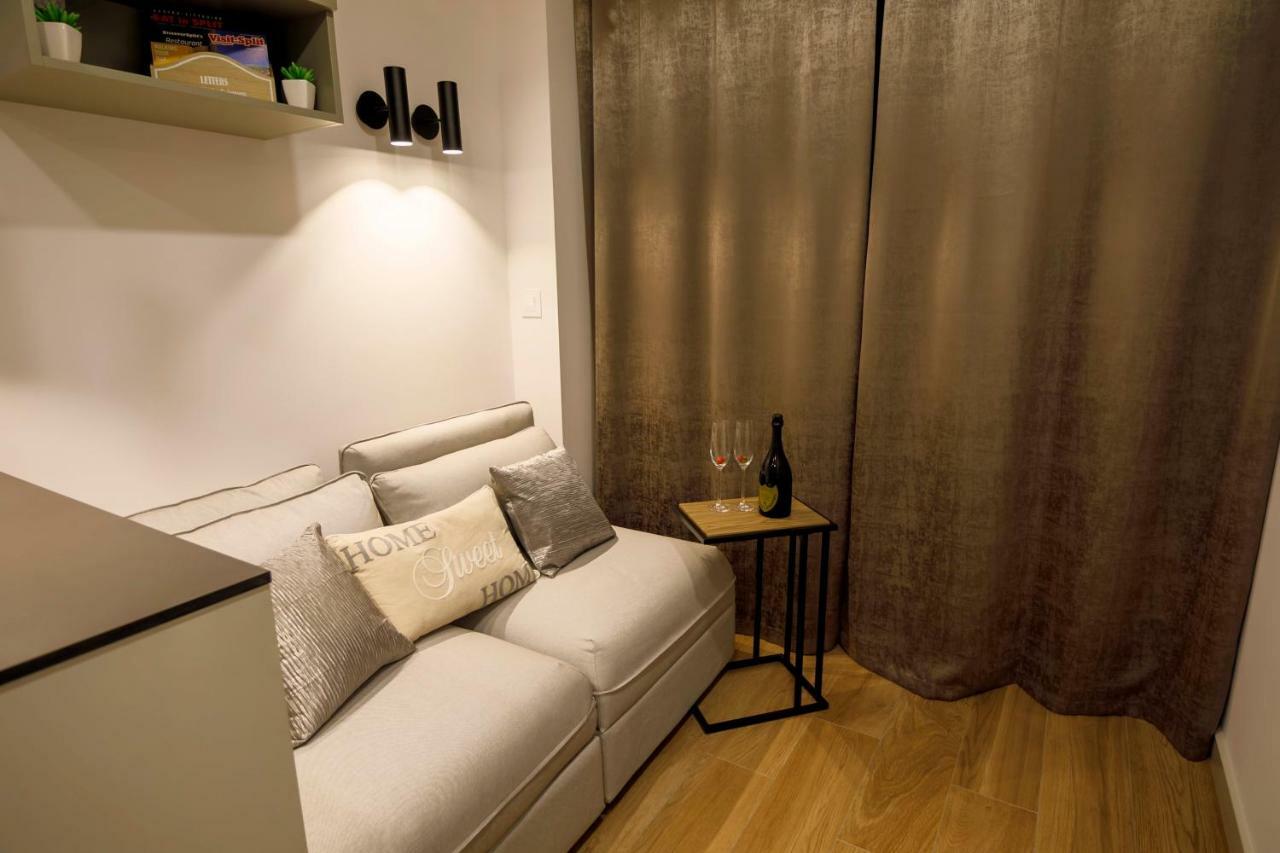 Le Soleil Rooms Split Eksteriør billede